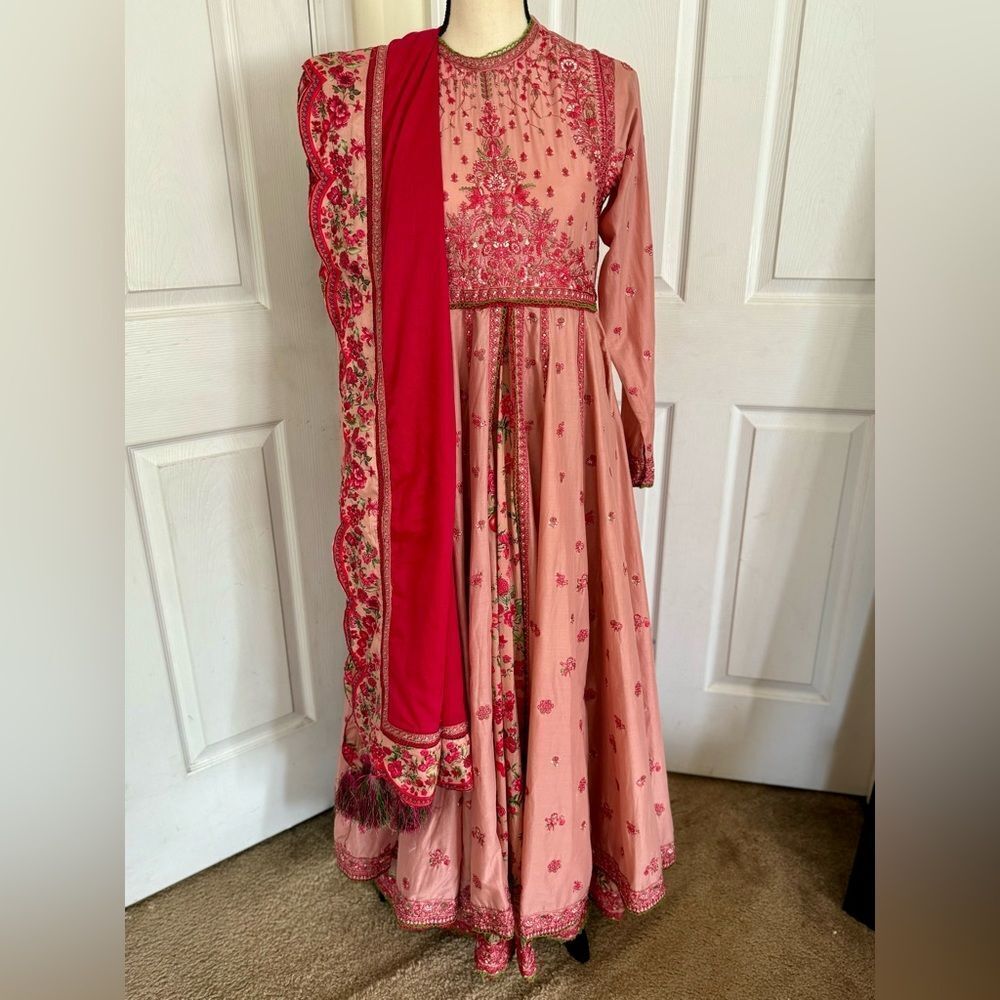 HUSSAIN REHAR PAKISTANI AUTHENTIC DESIGNER DRESS READY TO WEAR 2024 PRET 3 PIECE - Picture 12 of 16